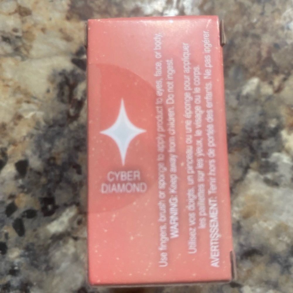 Half Magic Glitterpuck Pressed Glitter “Cyber Diamond”. New and never opened